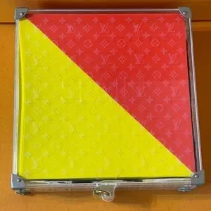 ヴィジョネア Visionaire 30 Spain VISIONAIRE # 30 Louis Vuitton - The Game - Spain | eBay